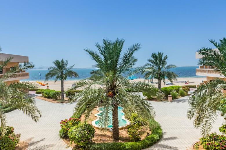 Hotel Bm Beach Resort