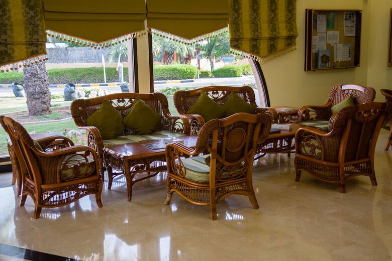 Hotel Bm Beach Resort