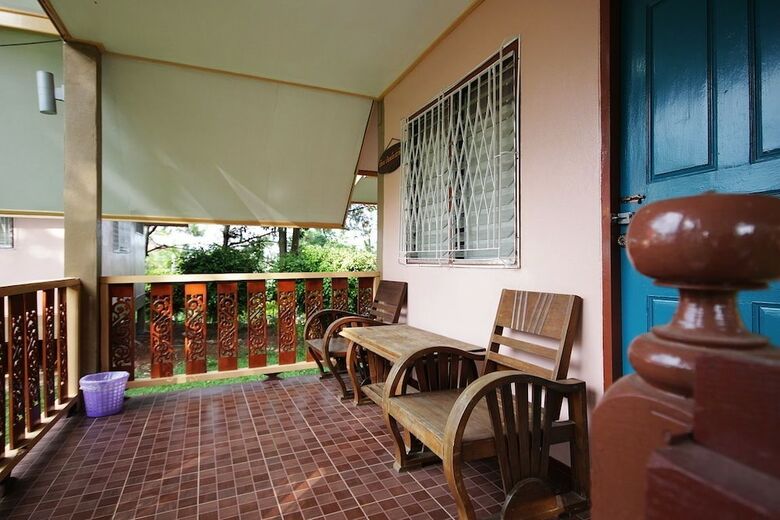Hotel Chatfah Resort