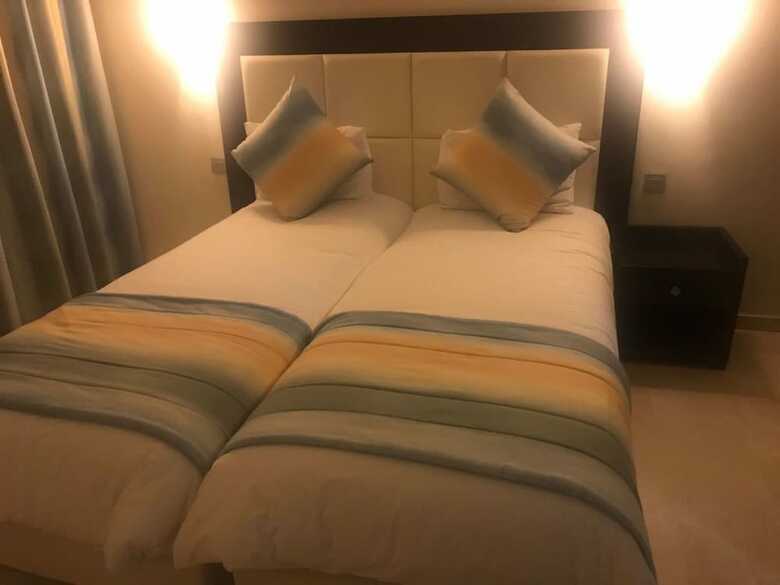 Royal London Apart & Hotel