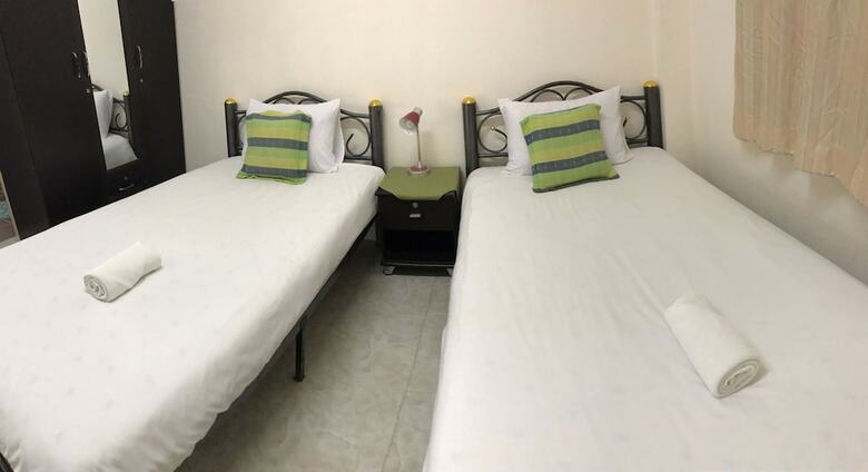 Hostal Varada City