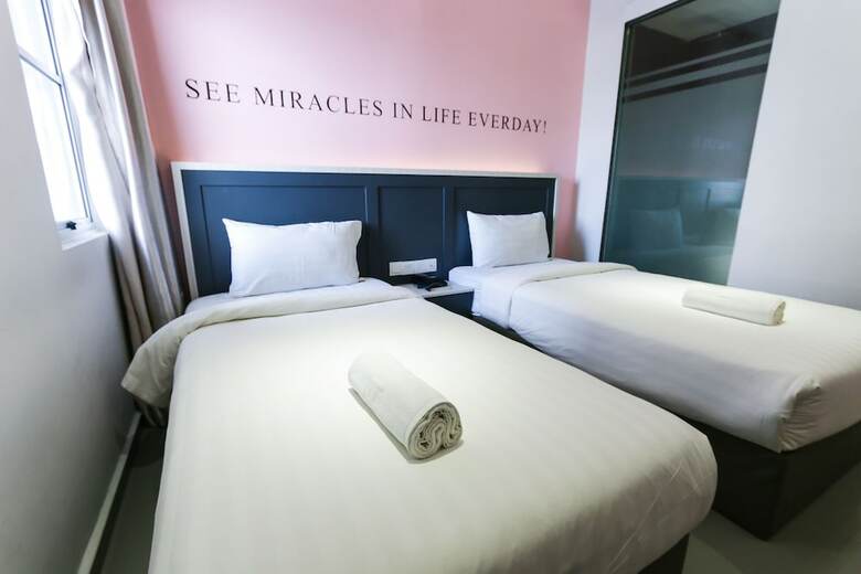 Hotel 99 - Kota Kemuning