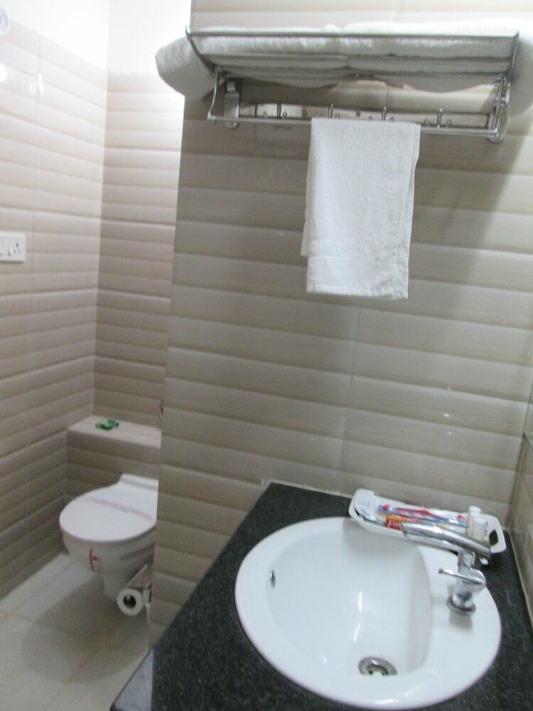 Hotel Nalanda Regency Rajgir