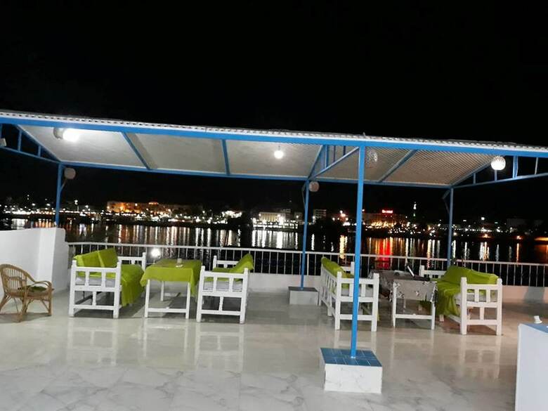 Hotel Luxor Guest House