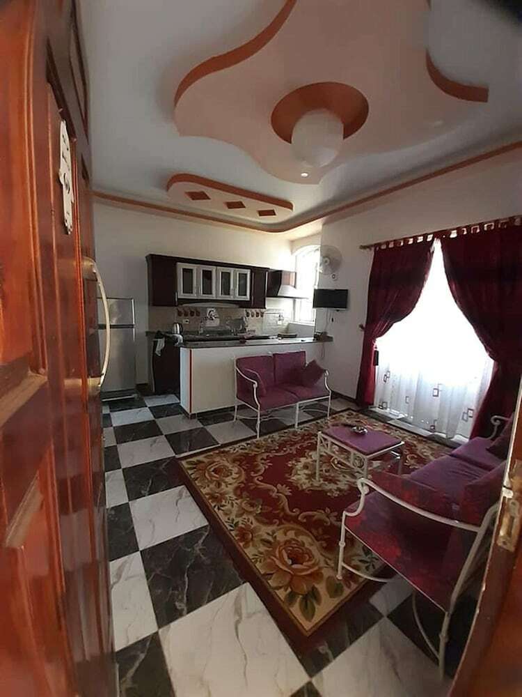 Aparthotel Luxor Star Apartments