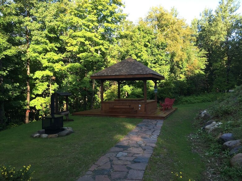 Selenia Lodge