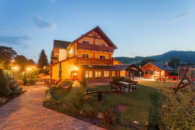 Hotel Penzi�n Mot�?