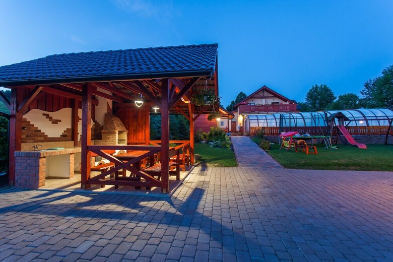 Hotel Penzi�n Mot�?