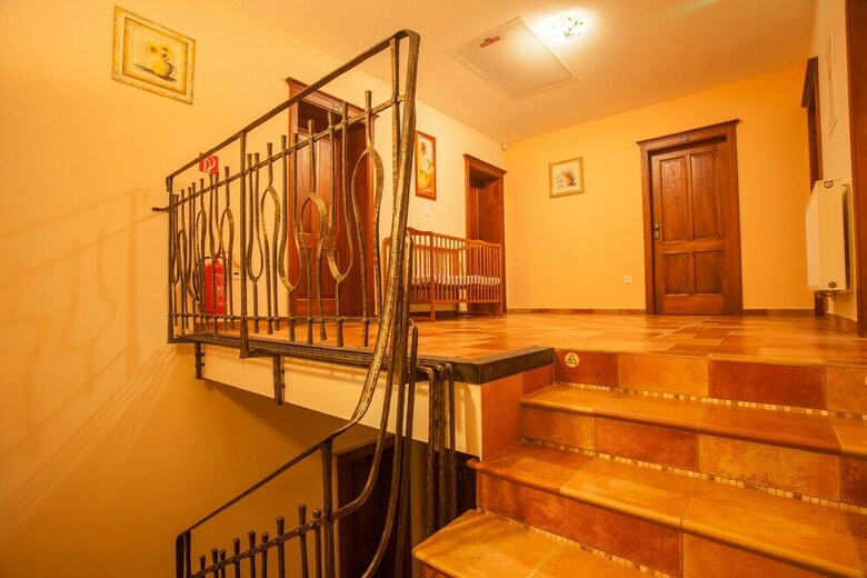Hotel Penzi�n Mot�?