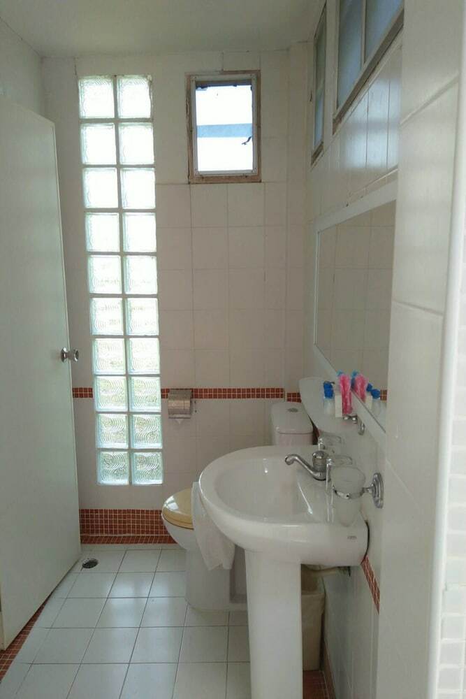 Hotel Petch Rim Tan Resort