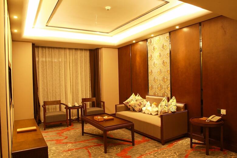 Riverside Luxury Hotel