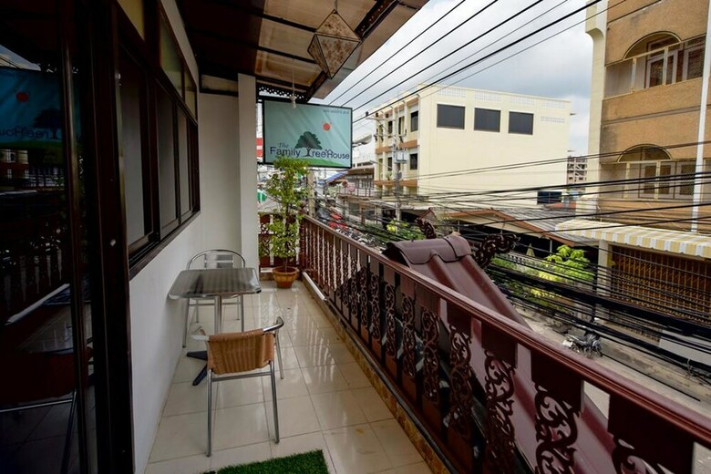 Hotel The Family Tree House