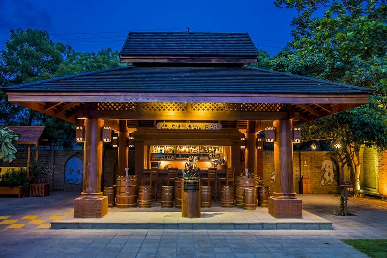 Heritage Bagan Hotel