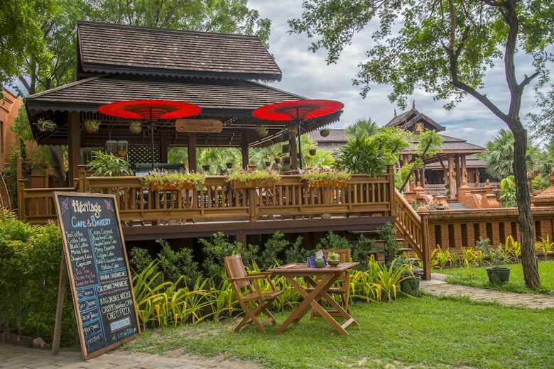 Heritage Bagan Hotel