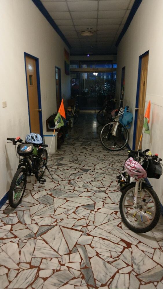 Hostal The Lodge For Cyclists