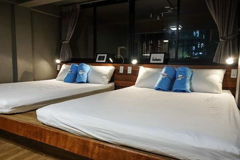 Hostal In A Box Hostel