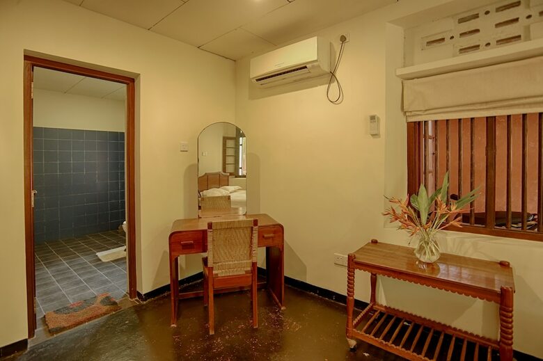 Hotel Rathgama Beach House
