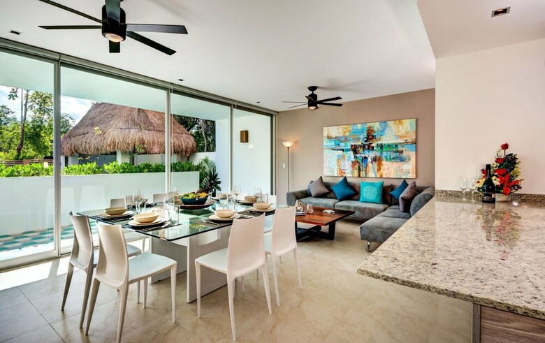 Atthakan 3 Bedroom Apartment Sleeps 10