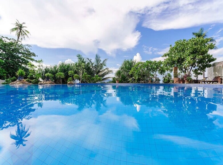 4 Br Villa On Beachfront Resort - Tg44