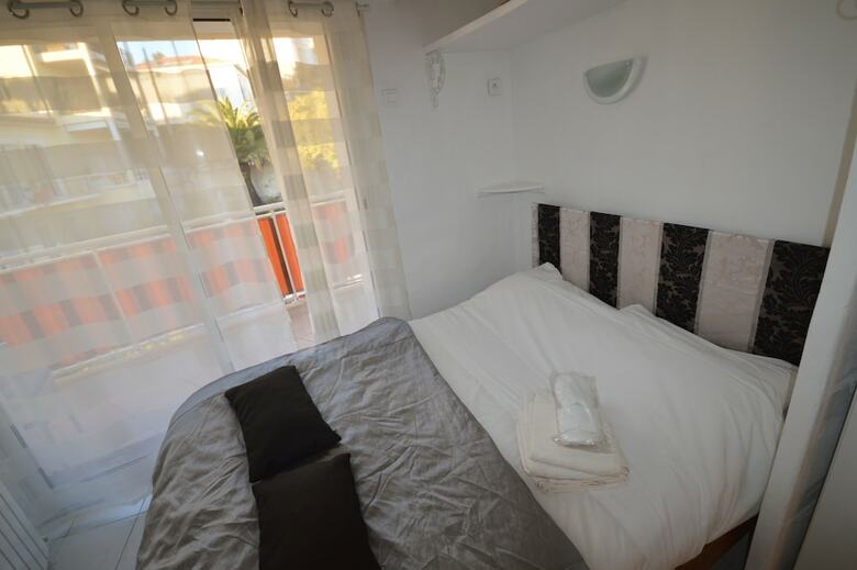 Apartamento Elegant One-bedroom Flat Marieantoinette