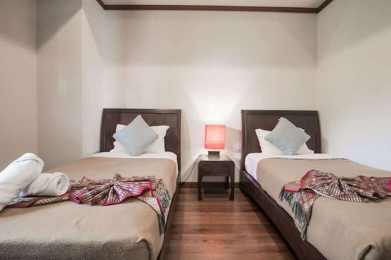 Villa 4 Br Seaview Walk To Beach Tg48