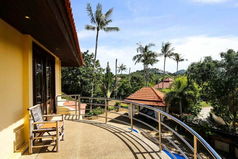 Villa 4 Br Seaview Walk To Beach Tg48