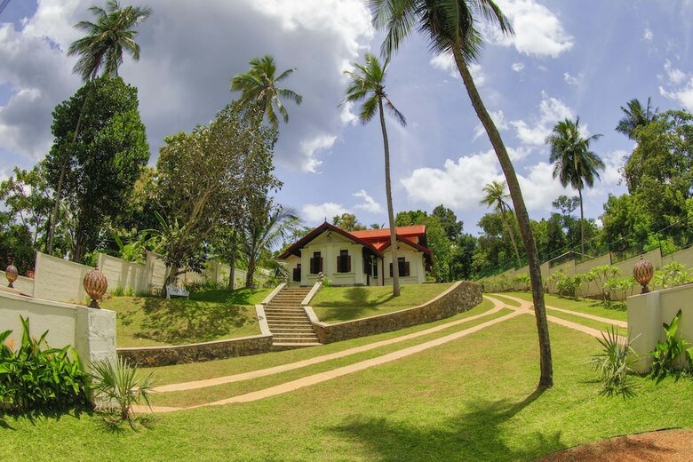 Arvani Villa