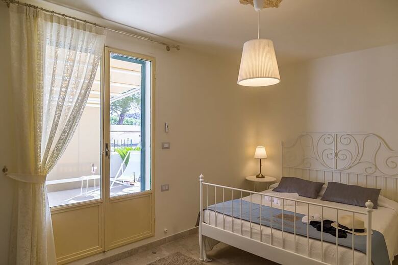 Apartamento Casa Siciliana Da 16 A 18