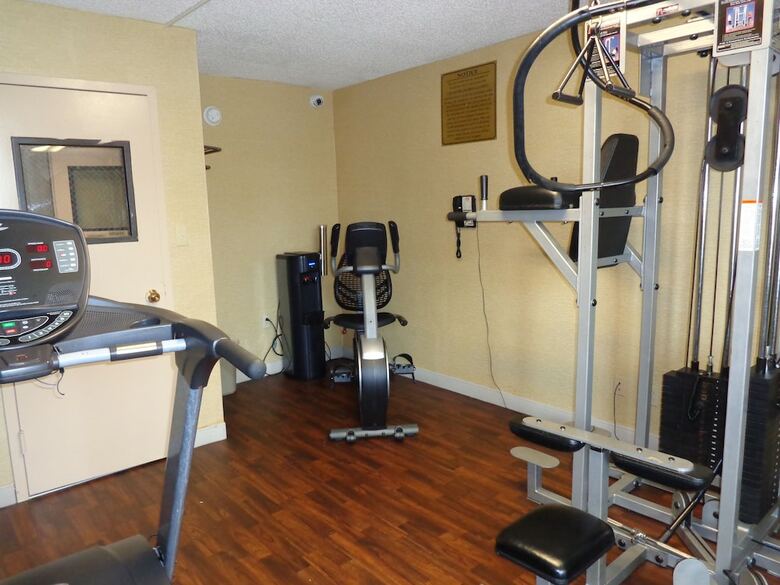 Hotel Howard Johnson By Wyndham Suffern