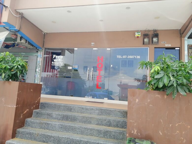 Oyo 89985 Js Hotel