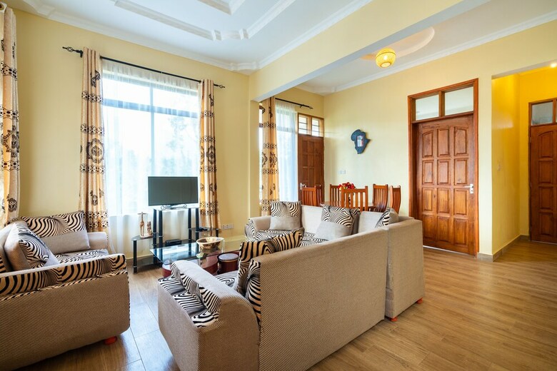 Rayan Apartments & Safaris