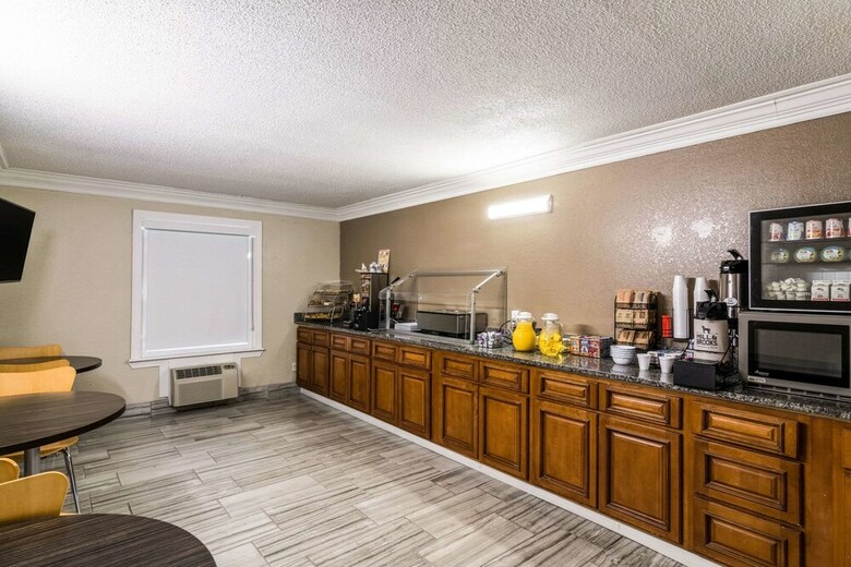 Hotel Clarion Inn