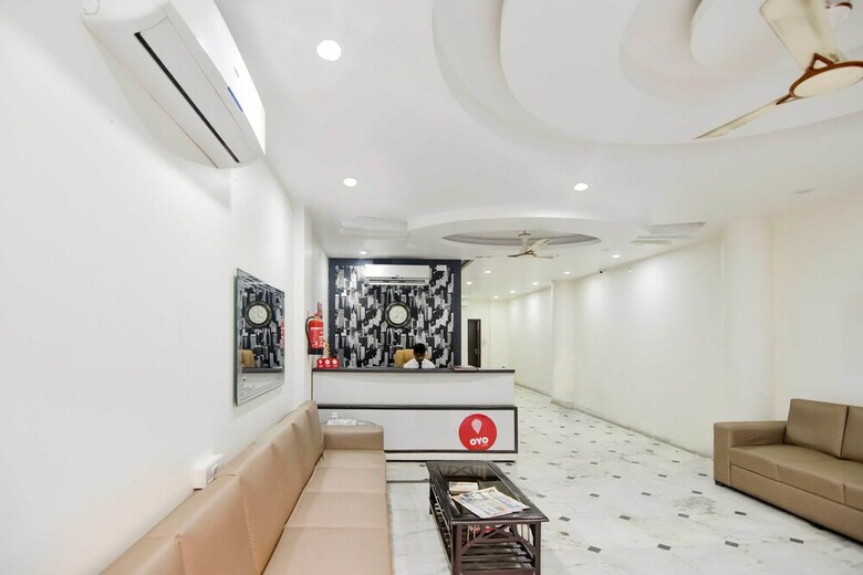 Oyo 725 Hotel Wow Inn