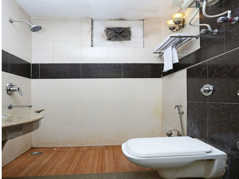 Hotel Oyo Flagship 131 Puri Surya Beach Inn