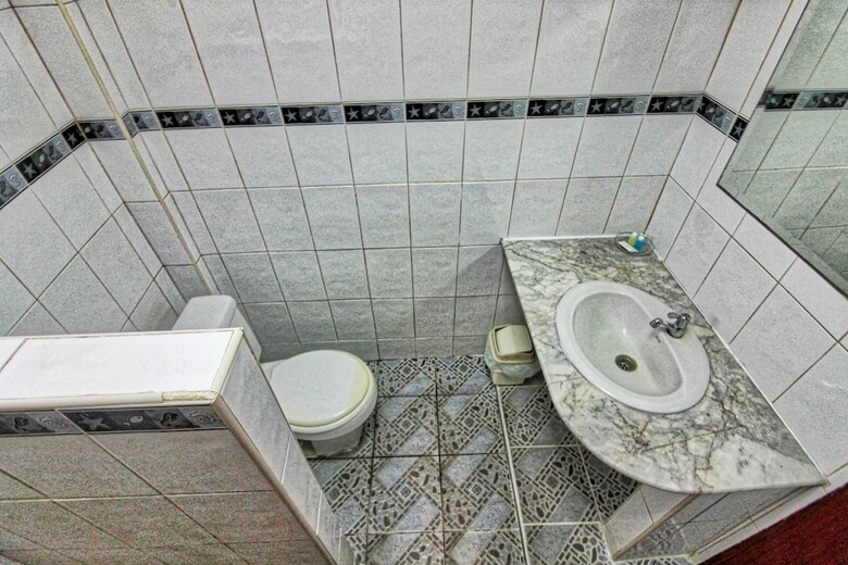 Hostal Phratamnak Inn