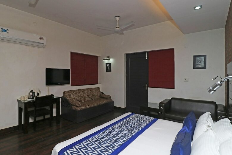 Oyo 2227 Hotel Chalet