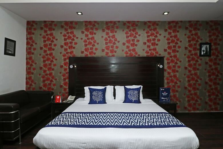 Oyo 2227 Hotel Chalet
