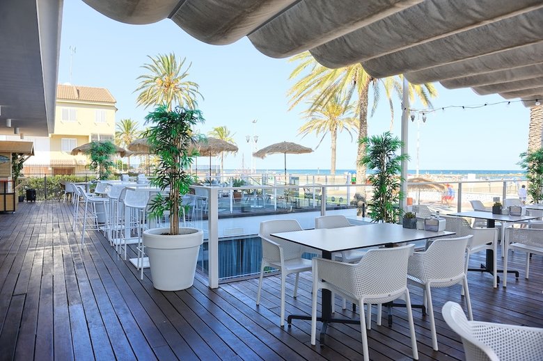 Meraki Beach Hotel - Adults Only