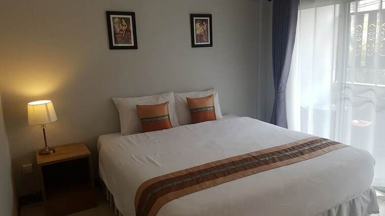 Ratana Hotel