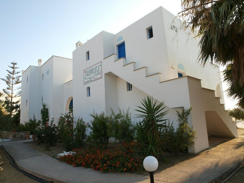 Aparthotel Alykes Studios