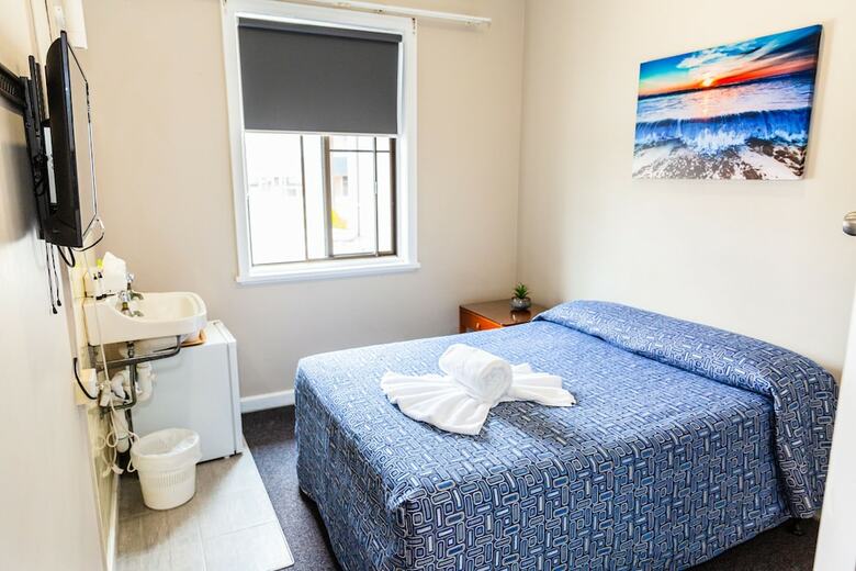 Lakes And Ocean Hotel Forster
