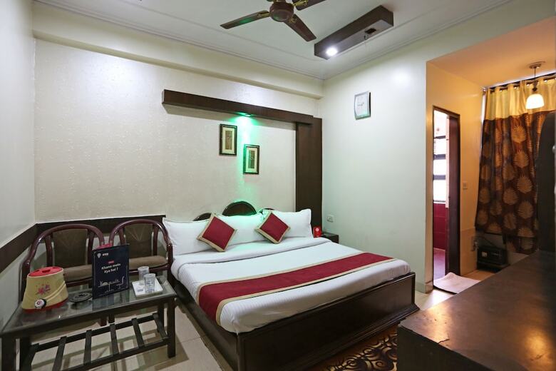 Oyo 7634 Hotel Delhi Continental