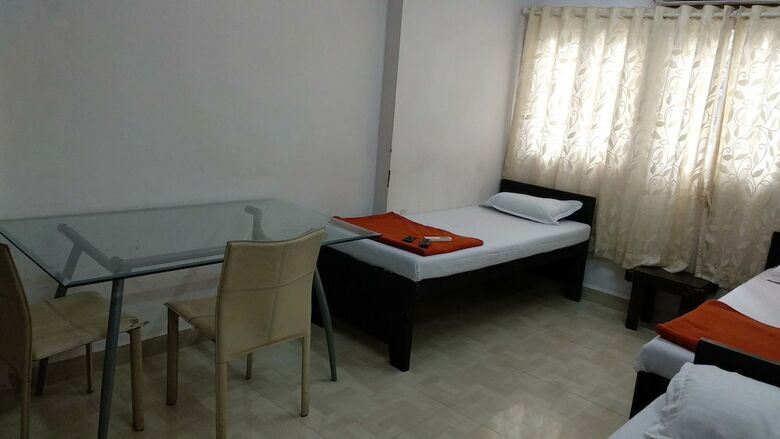 Hostal Mumbai Backpackers