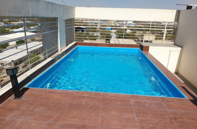 Hotel Starlit Suites