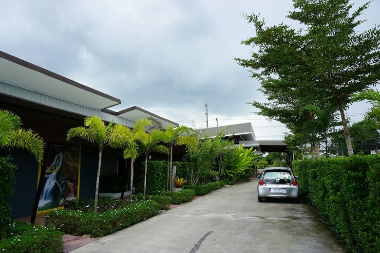 Hotel Heritage Tropical Resort @ Muang Nakhon