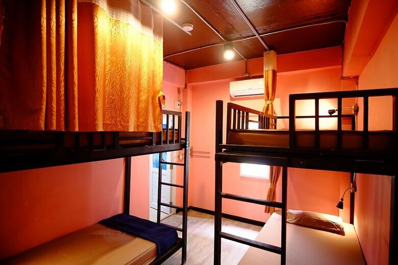 Hostal Nap Corner Hostel