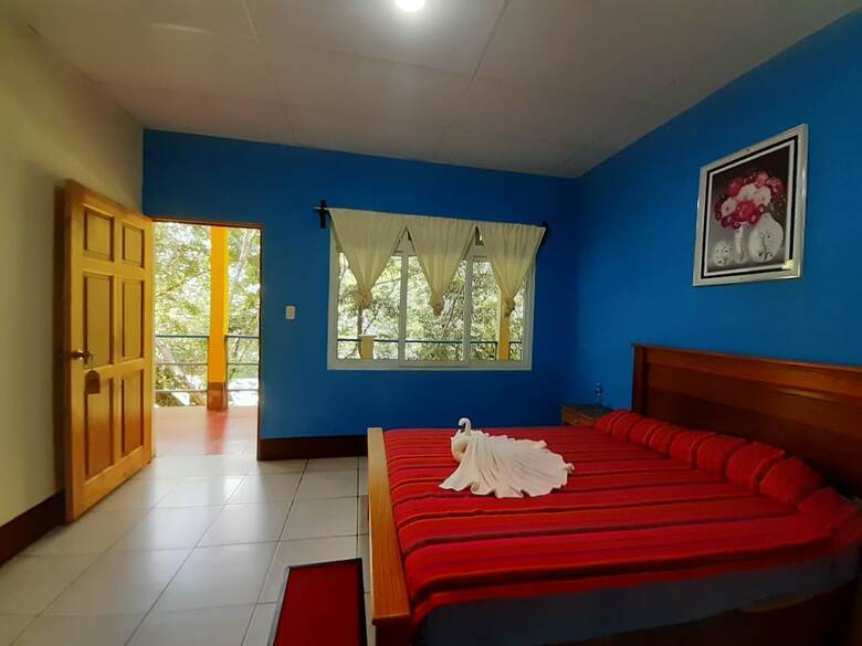 Hostal Oasis The Traveler