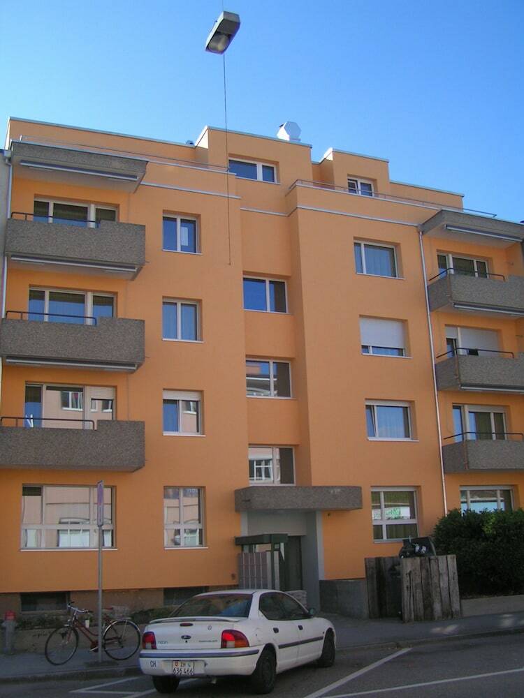 Apartamentos Swiss Star District 11
