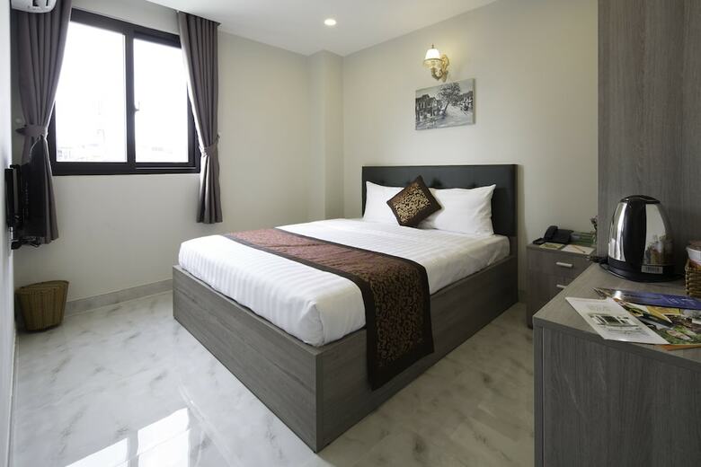 Green Star Hotel