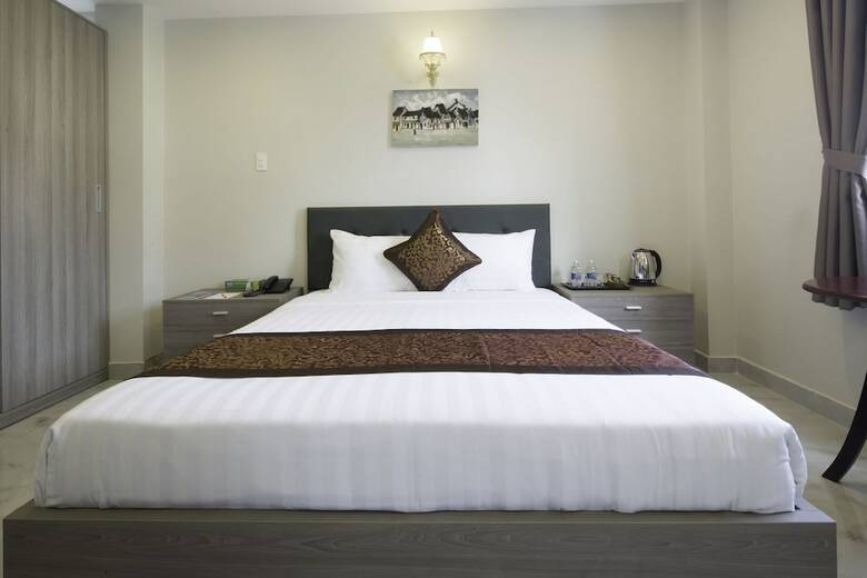 Green Star Hotel